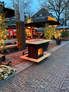 De Joost Vuurtafel bij Café De Tijd in Oisterwijk